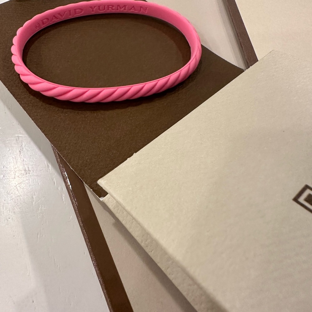 Brand New David Yurman 6mm Rubber Bracelet-pink- size small- comes w/dust cloth